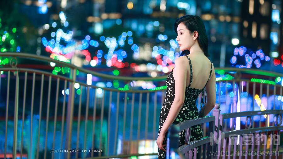夜景模特