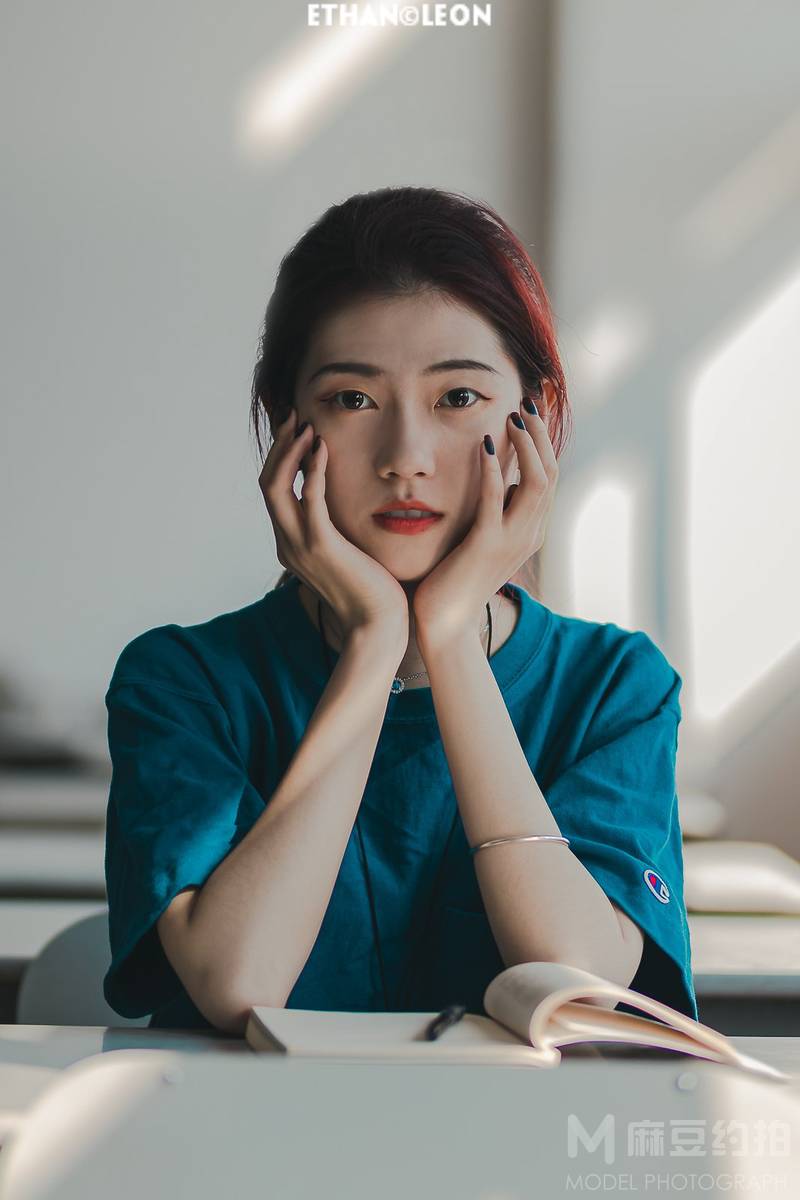 校园模特